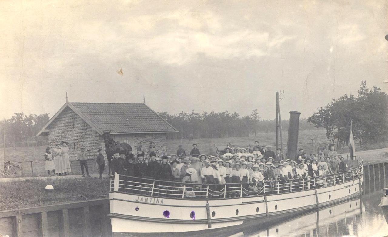 Het Driezumer Tolhuis Driesum Exterior foto